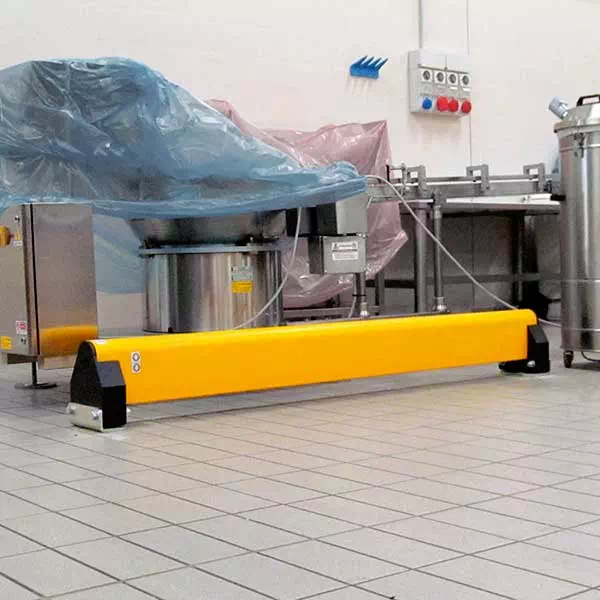 BAU-MO-Sfil-protegge-postazione-di-lavoro-settore-alimentare