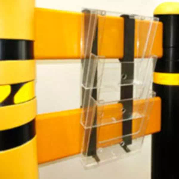 barriera-antiurto-con-accessorio-portabrochure