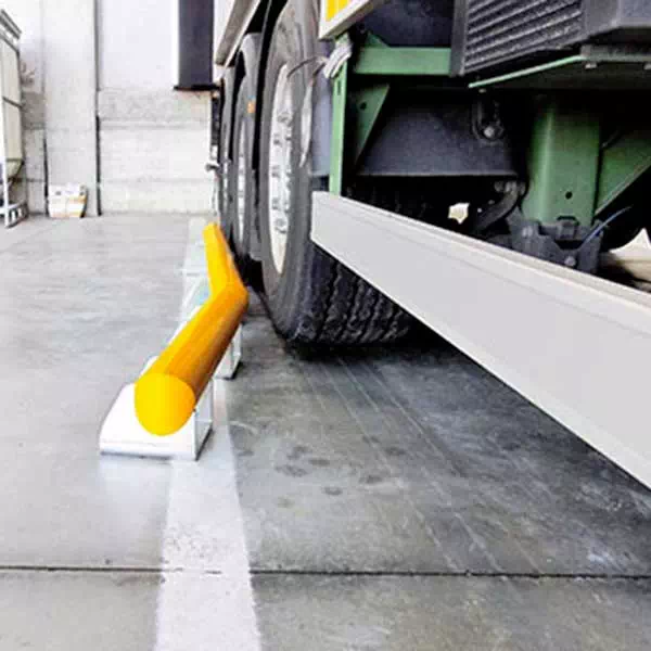 sistemi-di-allineamento-mezzi-per-baie-di-carico-AL120