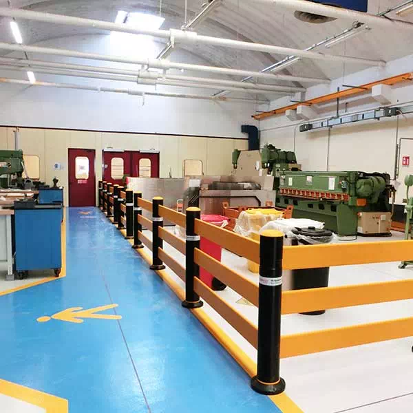 soluzioni-per-la-delimitazione-e-protezione-zone-passaggio-pedonale-in-ambienti-industriali